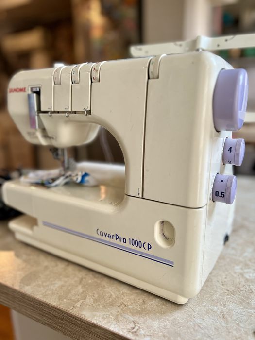 Распошивальная машина Janome Cover Pro 1000CP
