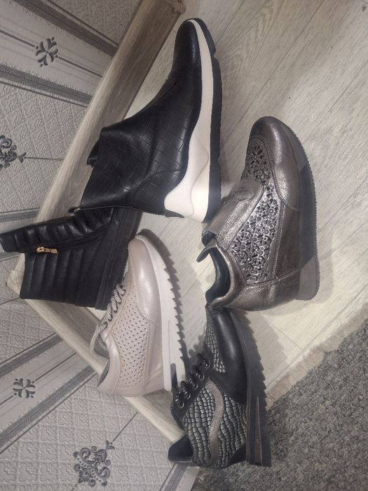 Продам демисезонную обувь