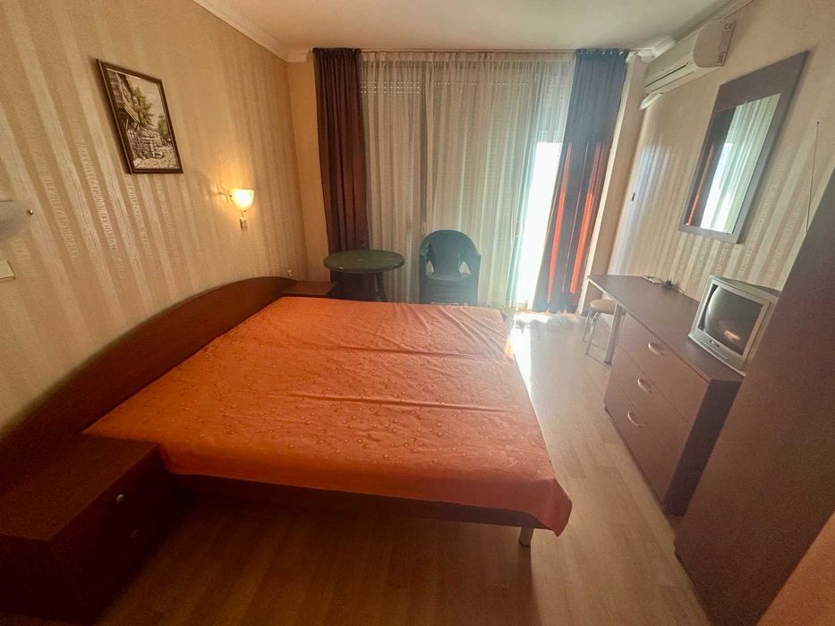 Продава се Двустаен апартамент в к.к. Слънчев бряг - 69 кв.м за 1232 €/кв.м - Снимка #3