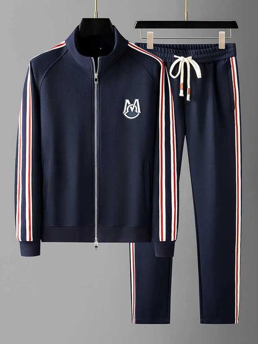 Костюм спортивный MONCLER НОВЫЙ раз. 50-52