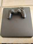 Playstation 4 Slim