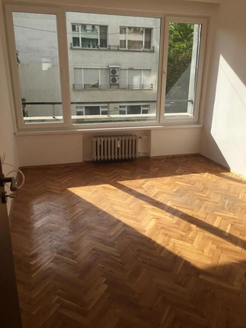 Дава се под наем Четиристаен апартамент в София, Изток - 118 кв.м за 650 € - Снимка #4