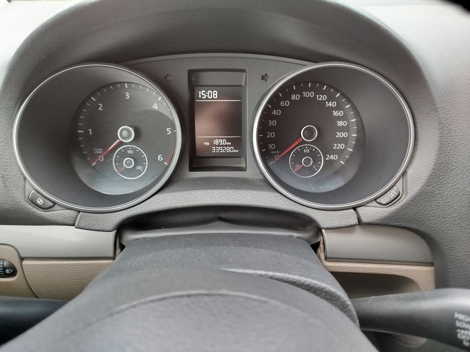 VW Golf 6 din 2011, 1.6 TDI, 105 cp