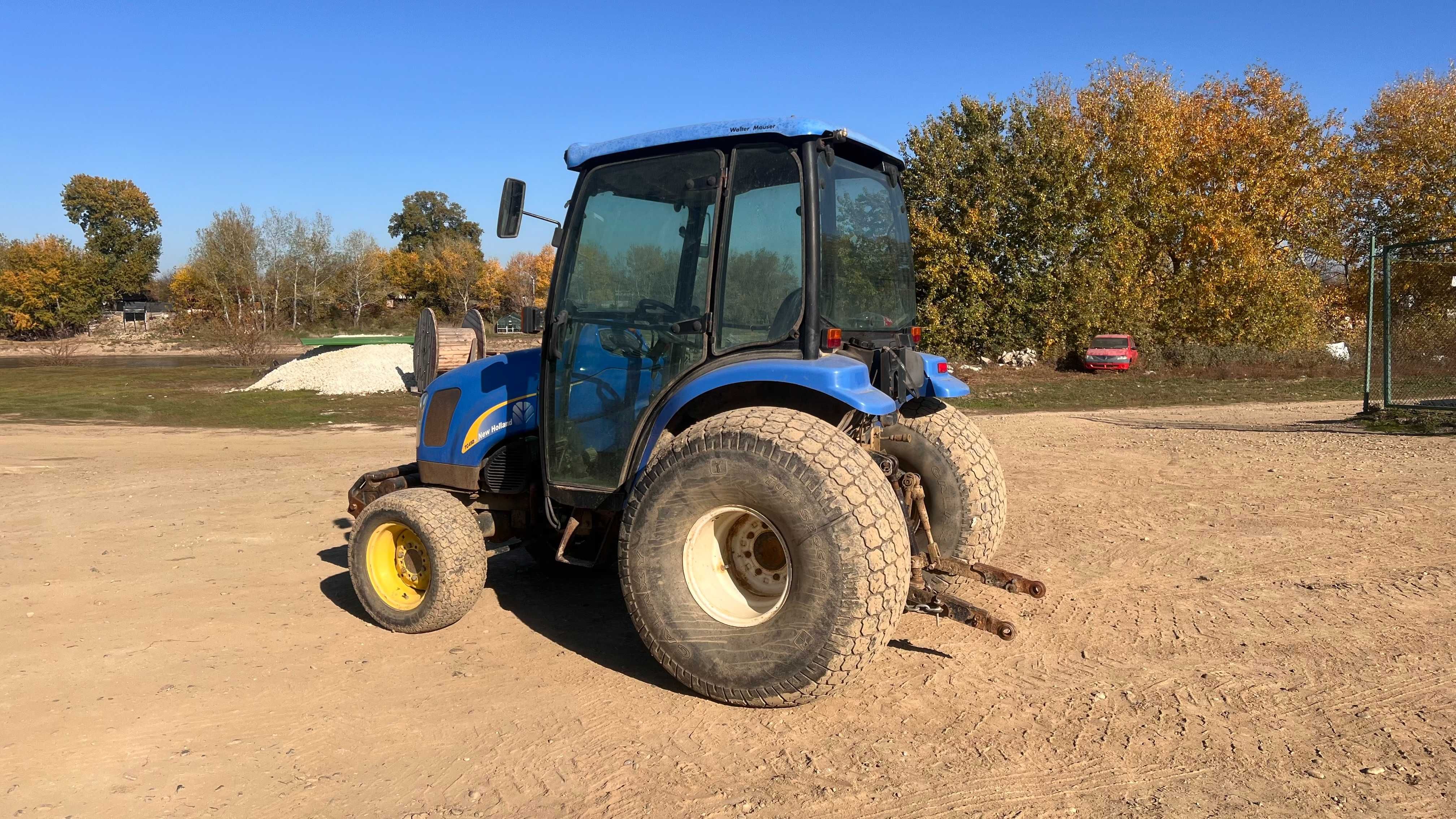 New Holland TC45D