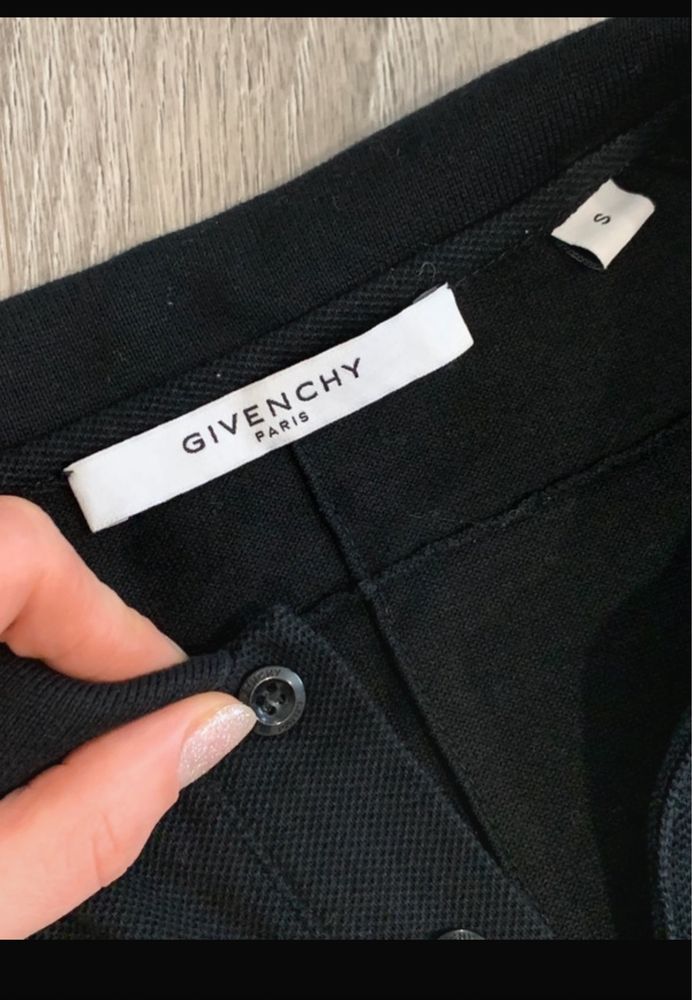 Tricou Givenchy
