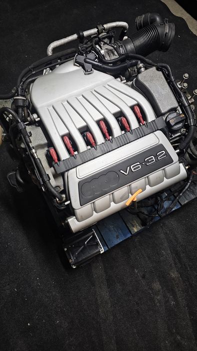 Motor complet + cutie Audi TT 3.2 V6 DSG Quattro 250cp
Cod motor: BUB