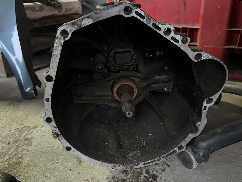 Скоростна кутия за Volkswagen T4 2.4 дизел