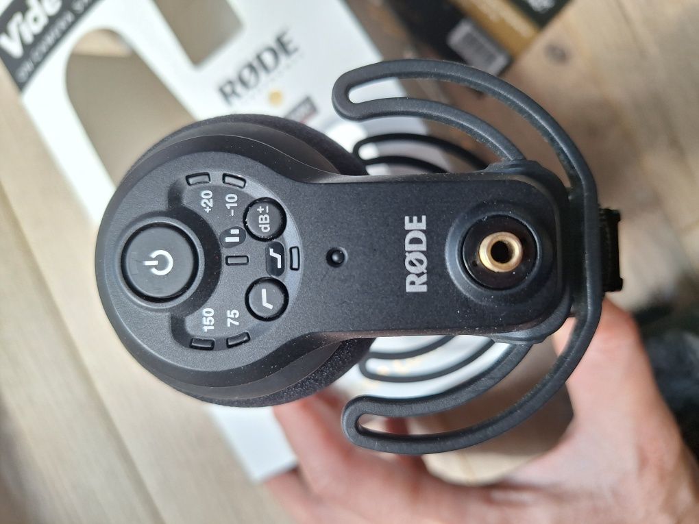 Микрофон Rode Videomic Pro+