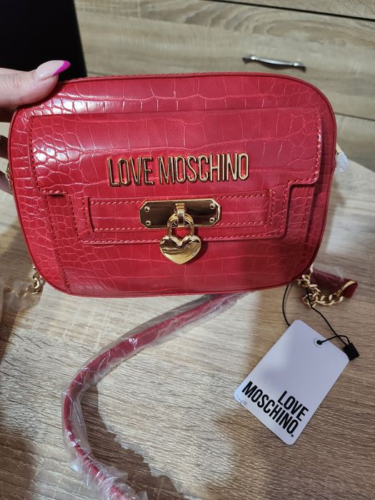 Оригинална чанта LOVE MOSCHINO