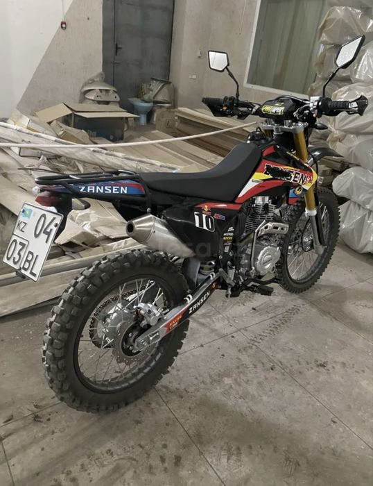 Продам эндуро 250 кубов на учете