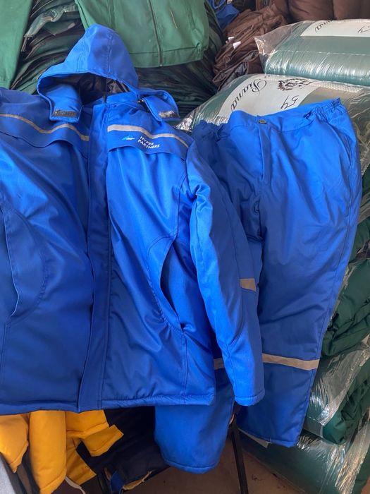 Спецодежда зимняя, комплект 300.000