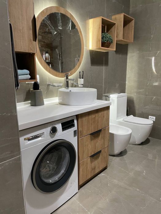 Срочно продаю дом ! 3.5 соток 6 комн два дома