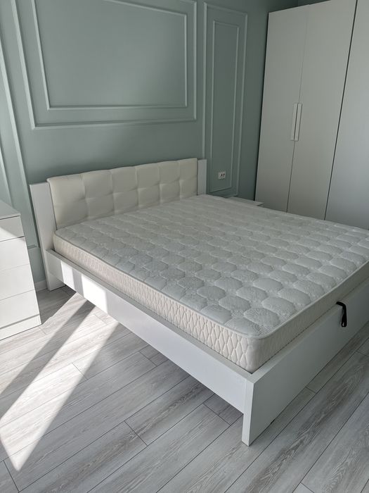 Матрас б/у 180х200