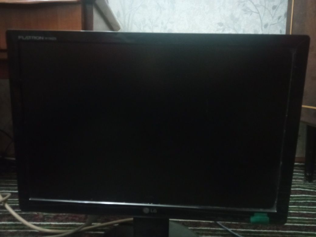 Monitor LG FLATR