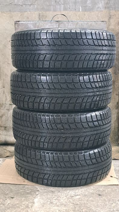 Резина зимняя липучка