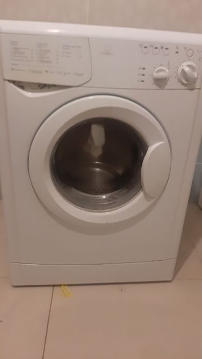 Продам бу стиральную машину