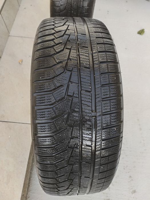 Vând set jante cu anvelope M+S 215/55 R17
