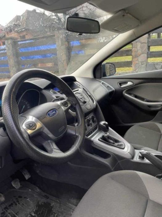 Mașină . Ford focus