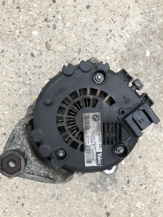 Alternator bmw seria 3 e90 e91 e92 320d seria 1 e81 e87 e88 118d 120d