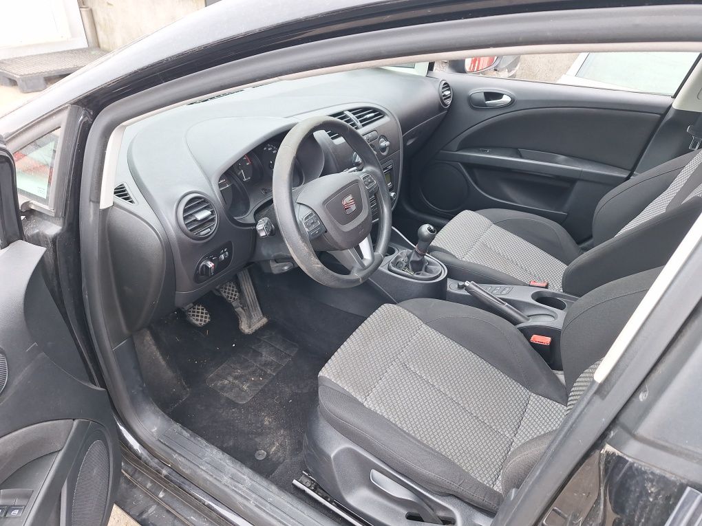 Dezmembram Seat Leon 1p 1.2 tsi Cbz-b facelift 6+1 trepte