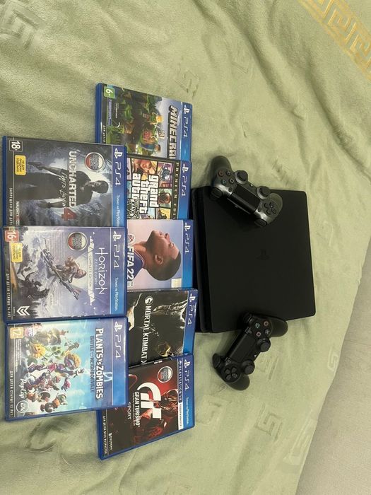 Playstetion 4 slim