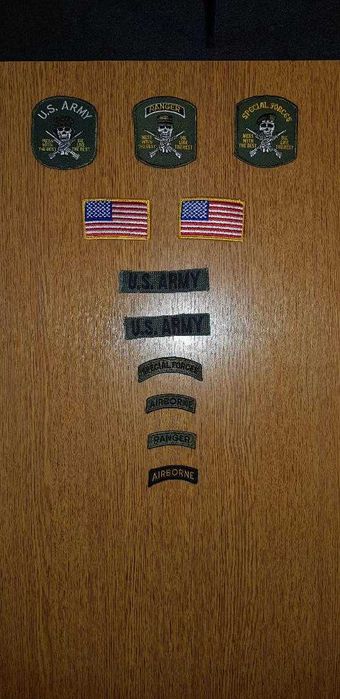 U. S. ARMY - insemne autentice uniforme militare USA -