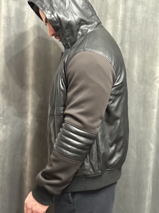 Мъжко кожено яке Guess