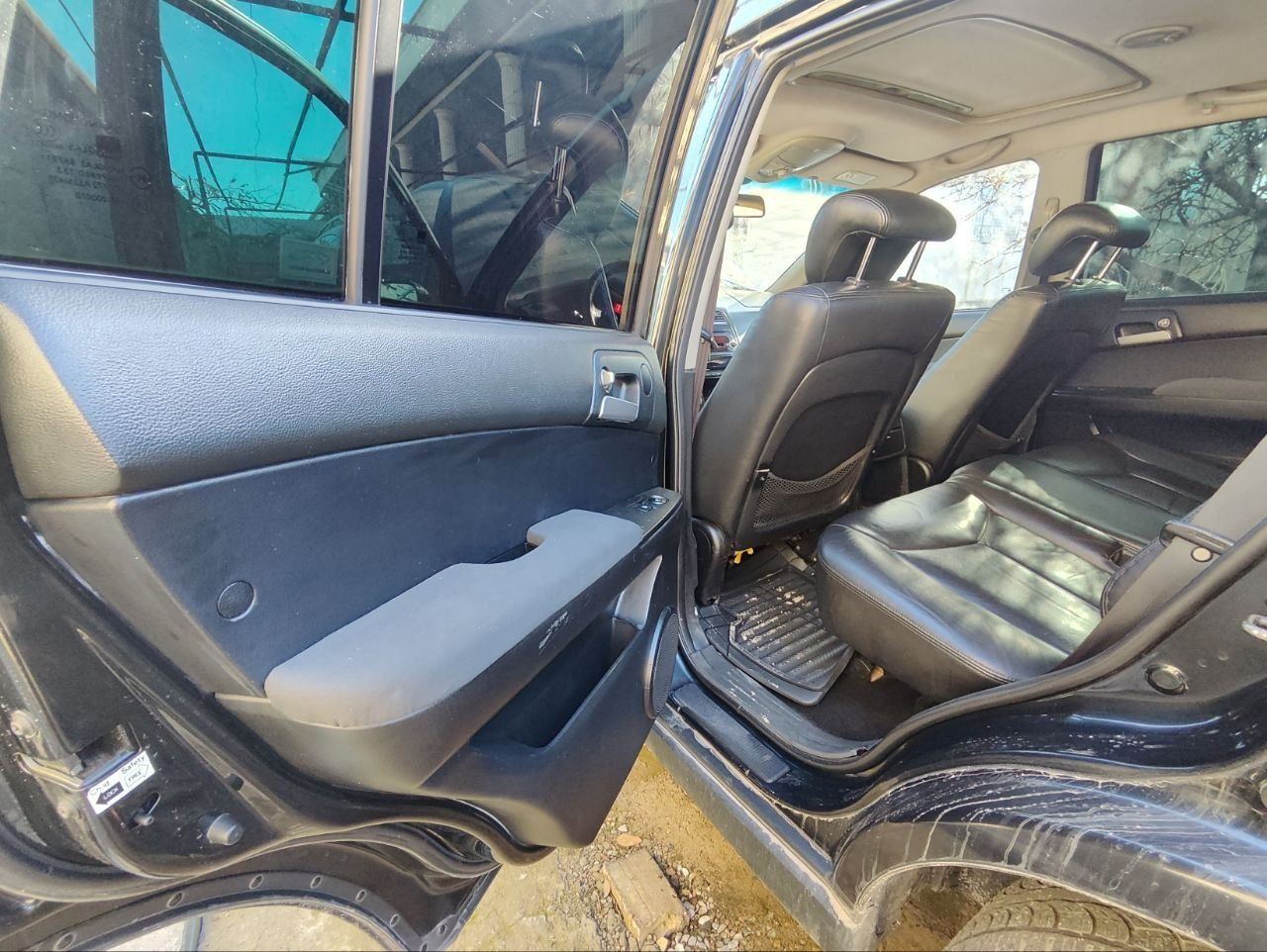 Mercedes SsangYong Sotiladi !