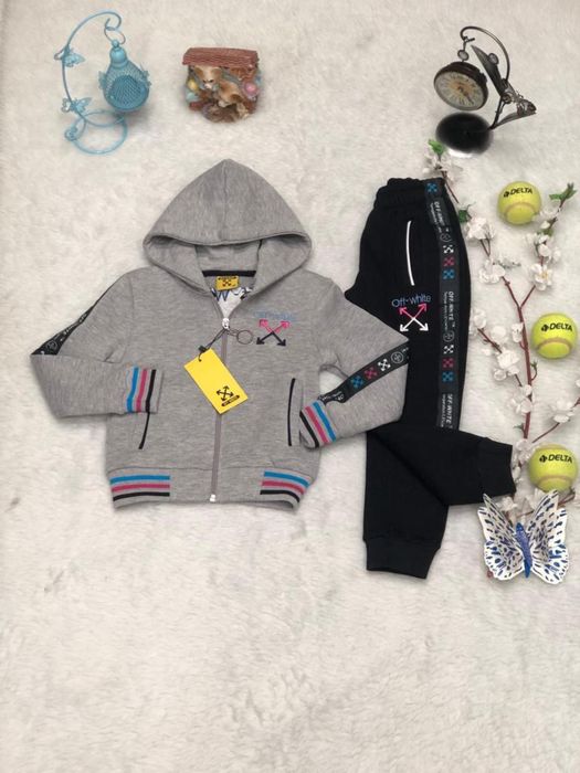 Продам детские спортивные костюмы новый завоз производство Турция