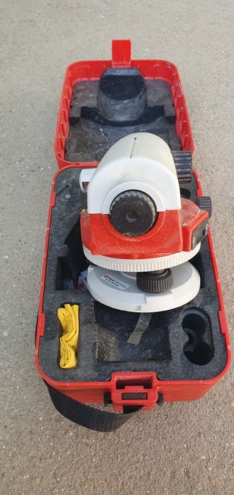 Nivela optica Leica NA720 buton spart