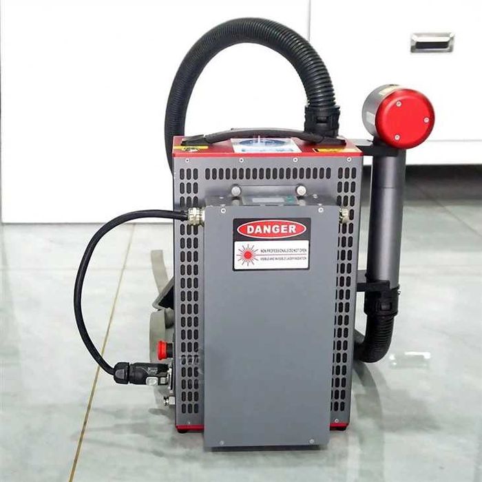 Висококачествен Пулсиращ лазер за Почистване 300W LVBPP4