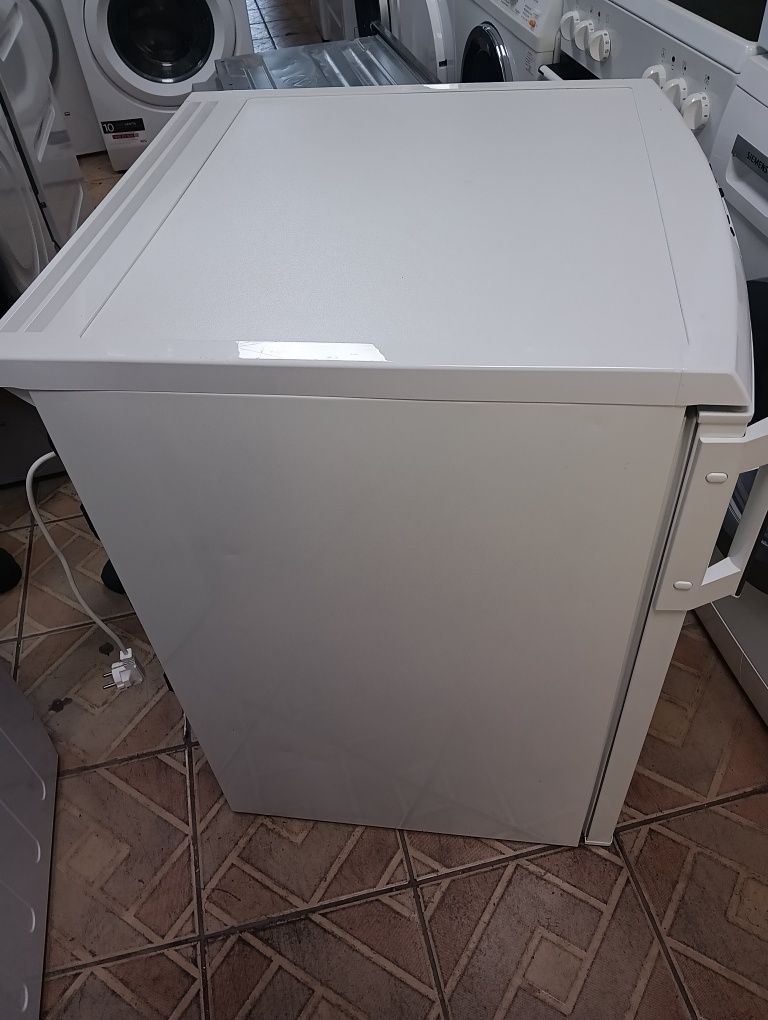 Като нов малък фризер с 4 чекмеджета АЕГ Aeg No Frost 2години гаранция
