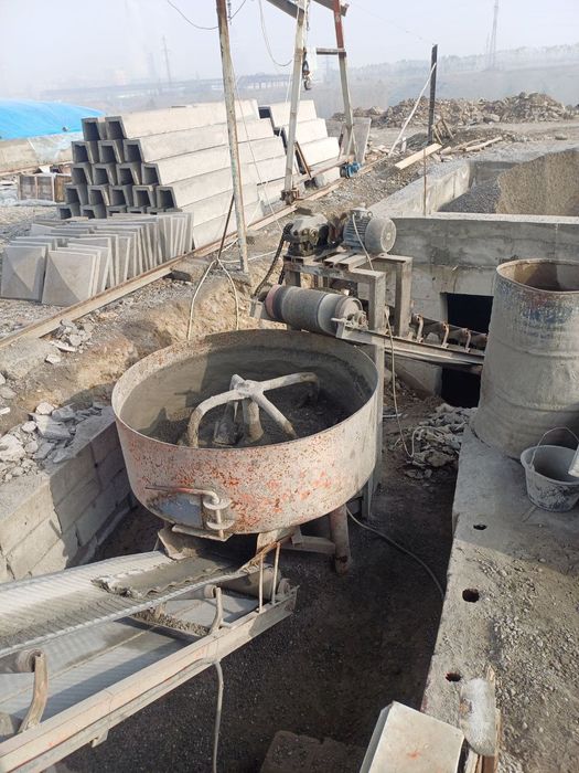 Shlakoblok aparat sotiladi