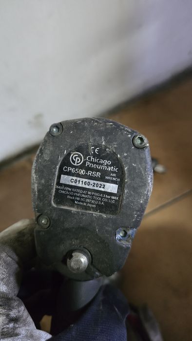 Pistol impact chicago pneumatic .