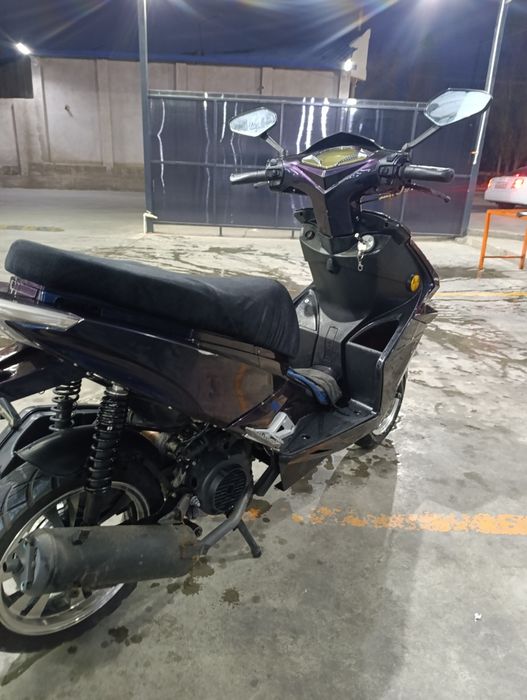 Italia r2    150 kub. Benzinli ideal