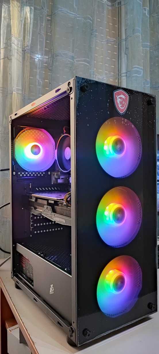 Продавам  Геймърско РС Ryzen 5 3600X/16Gb/512GbSSD+1TbHDD/Asus 1080TI