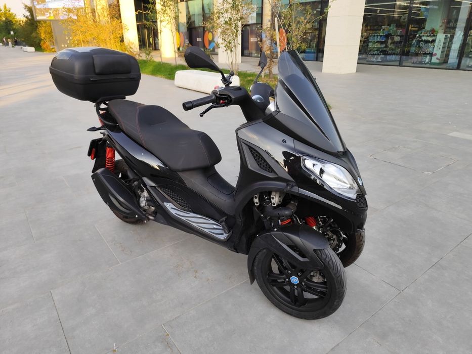 Piaggio MP3 HPE 300 ABS ASR categ B