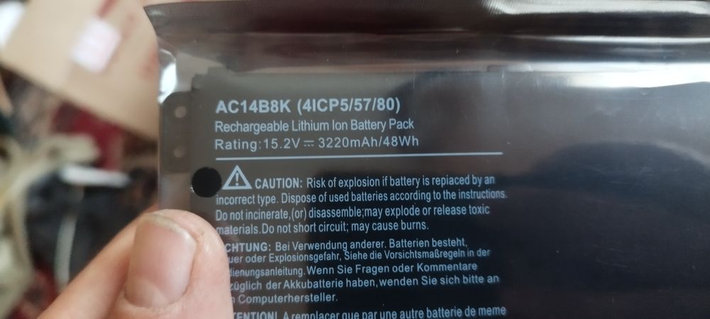 AC14B8K НОВА батерия 2 броя  за лаптоп Acer, 4 клетки, 15.2V, 48Wh,