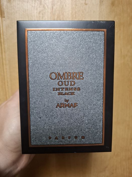 Парфюмна вода Ombre OUD Intense Black by ARMAF