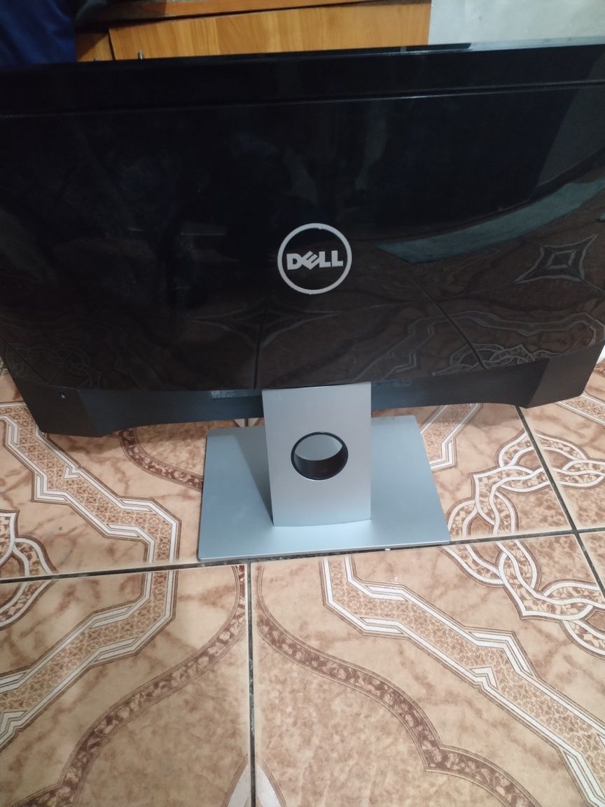 Vând monitor dell