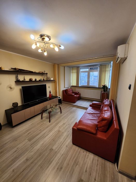 Vind apartament 2 camere , mobilat ,utilat , tiglina 1 ,lângă Tribunal