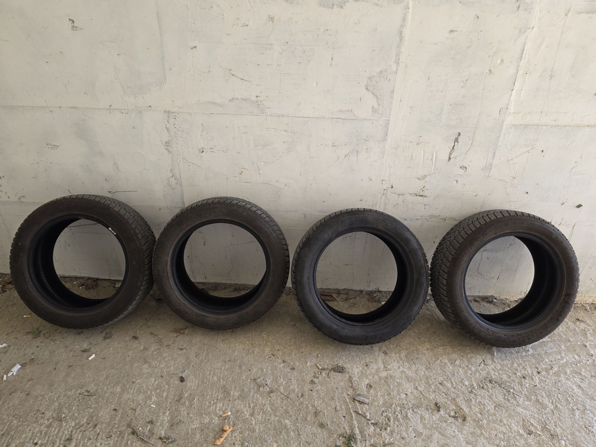 Зимни гуми Dunlop 215/55/R17 Winter Sport