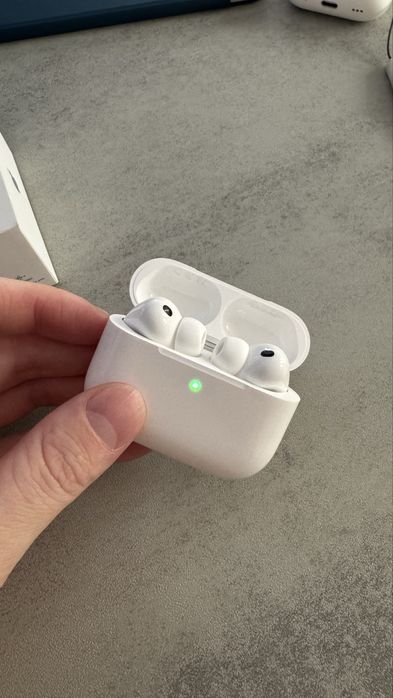 Продам AirPods Pro 3 оригинал