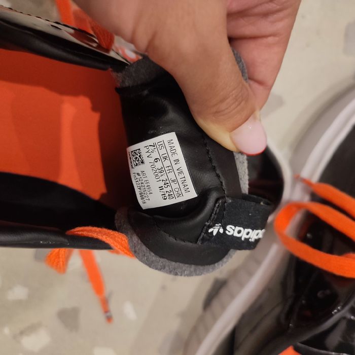 Спортно елегантни маратонки Adidas