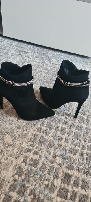 Сапоги на шпильке