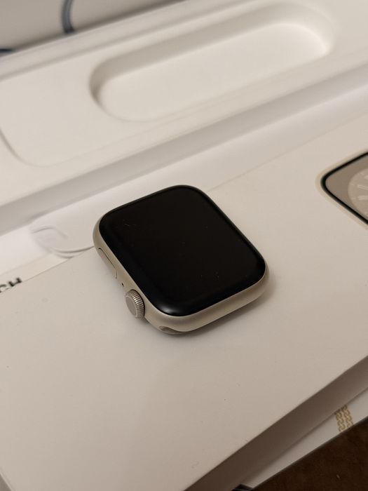 Iwatch 8 45 mm Ideal Starlight srochno