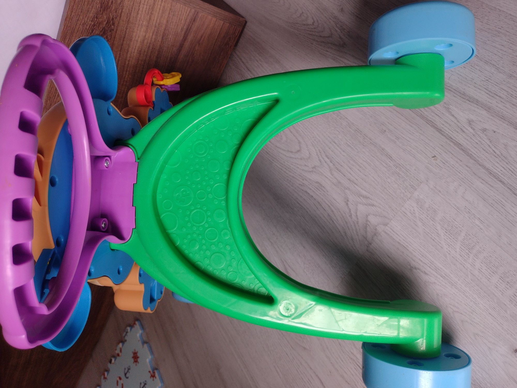 Бебешка проходилка Fisher price