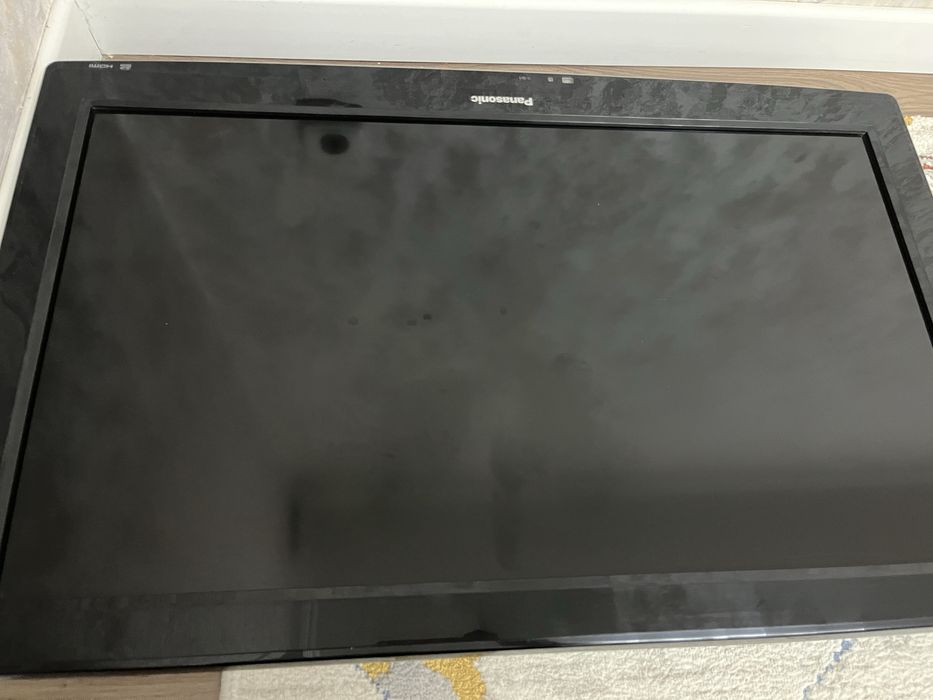 Телевизор Panasonic TX-LR32C20