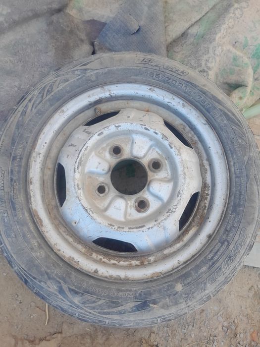 Запаска для автомобиля