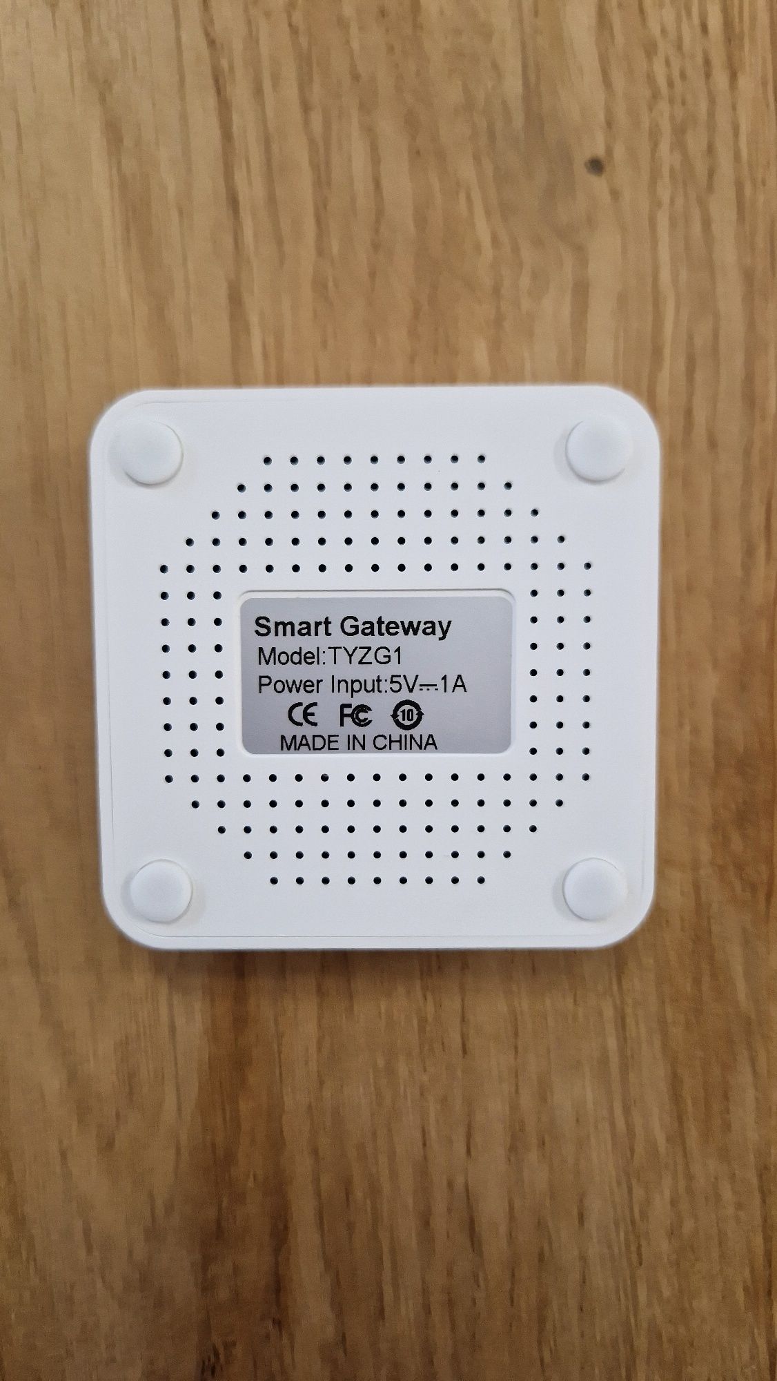 Smart радиаторен термостат Moes + gateway